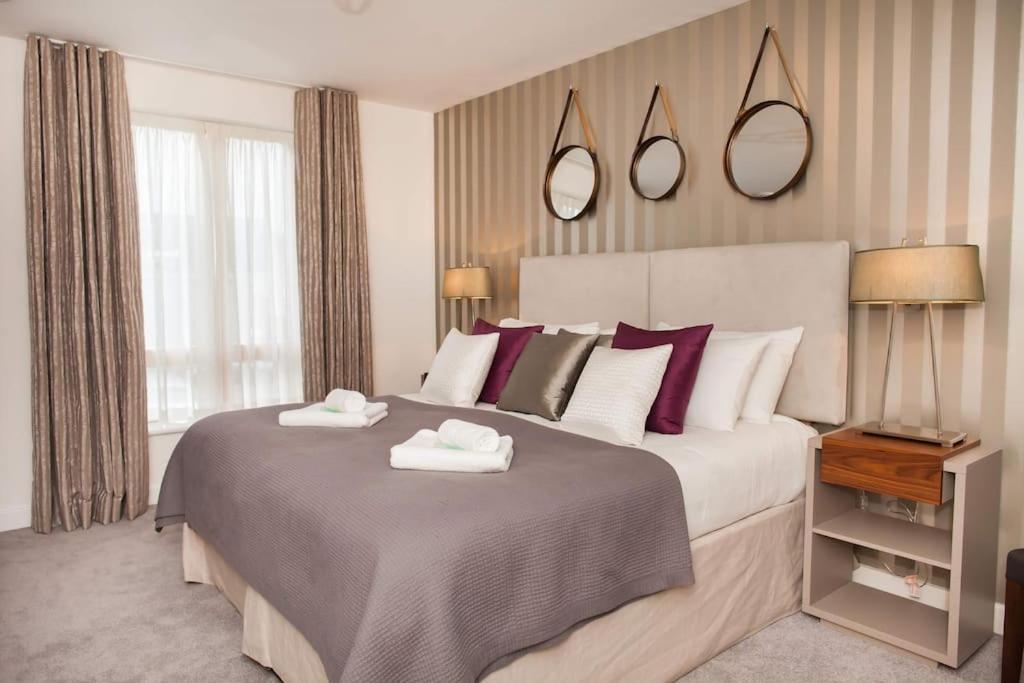 Stylish And Central Two Bedroom & Two Bathroom Apartment With Free Parking Экстерьер фото